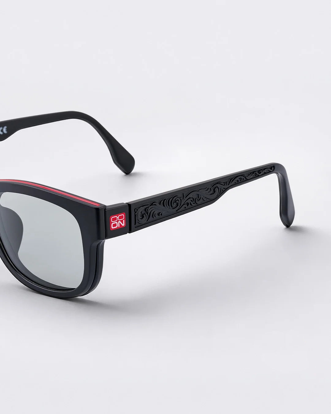 2x Glasses