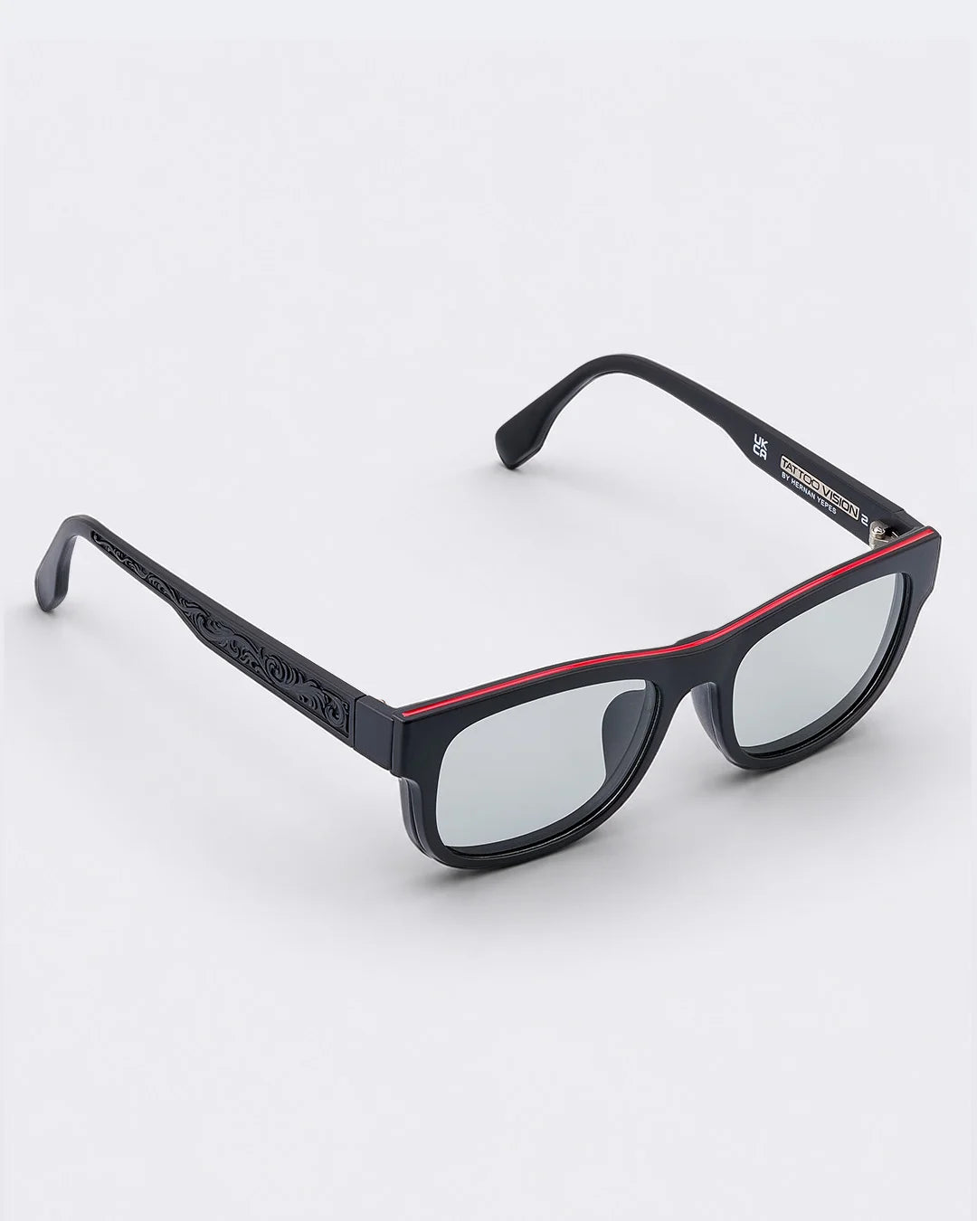 2x Glasses
